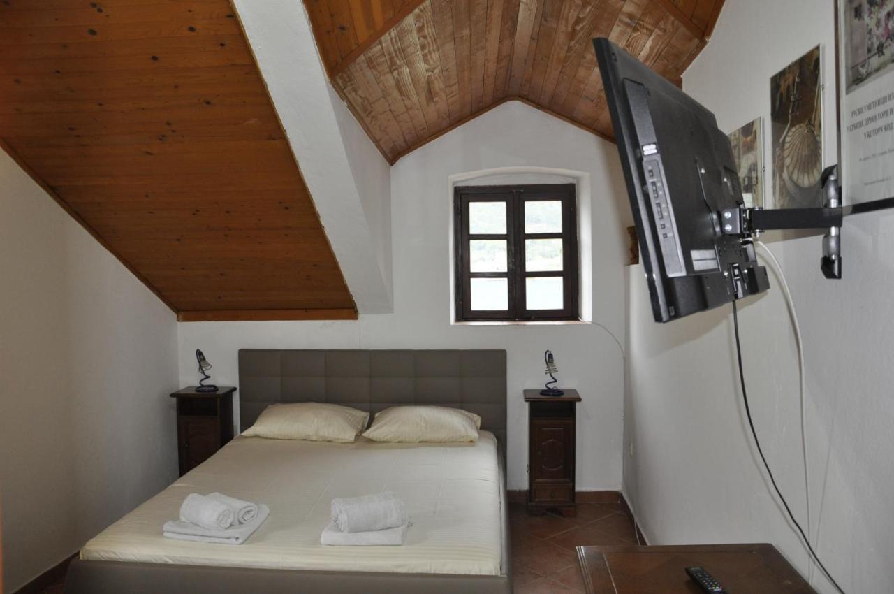 Apartments Vujosevic Kotor Eksteriør billede