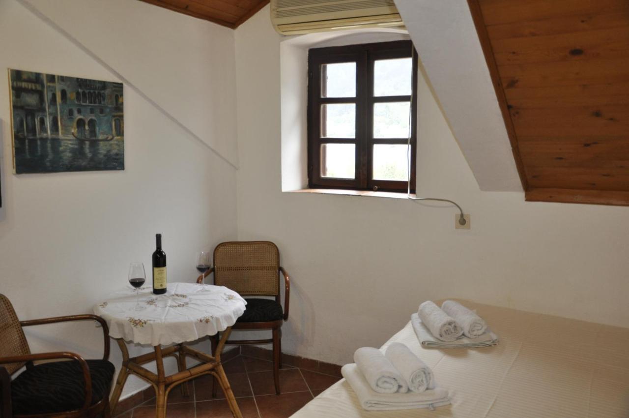 Apartments Vujosevic Kotor Eksteriør billede